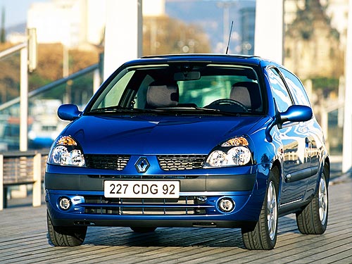 Renault_Clio_30years_02